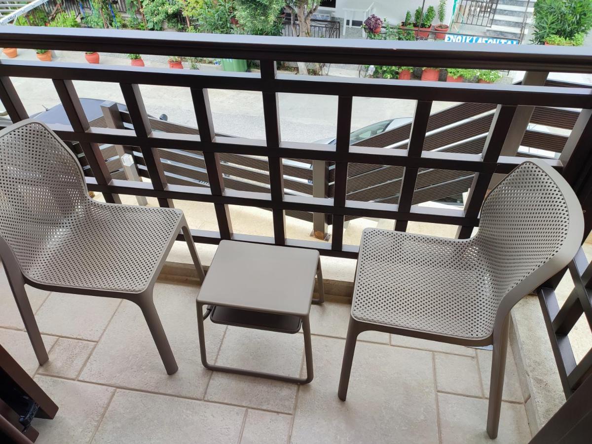 Helianthus Guesthouse 아몰리아니 외부 사진